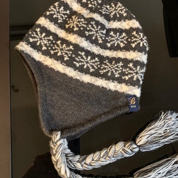 Gray and White Knit Winter Hat - Picture 1 of 3